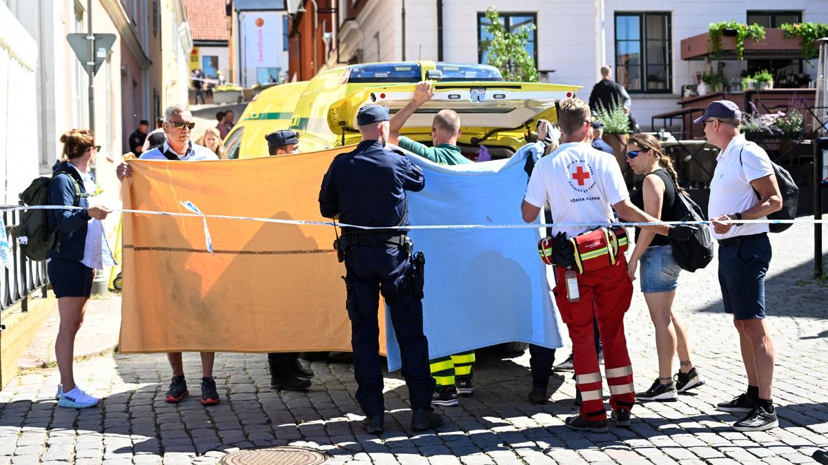 Muž ve Švédsku během politického festivalu ubodal ženu